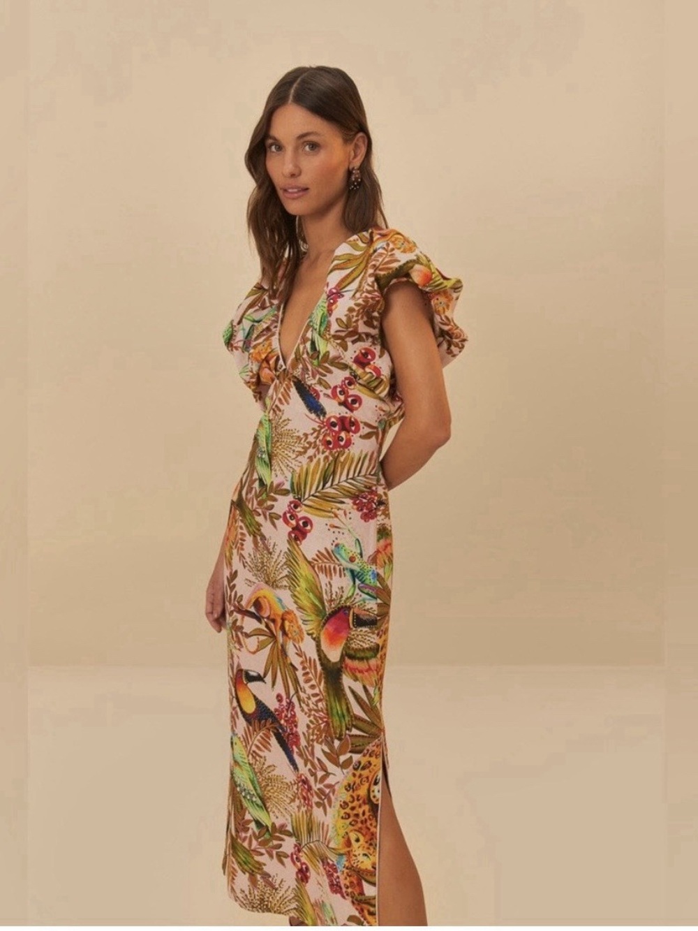 Farm Rio: INTO THE JUNGLE PINK SLEEVELESS MIDI DRESS - Picture 4 of 14